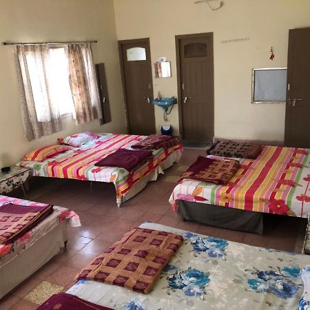 Rukmavati Guest House Mundra Екстериор снимка