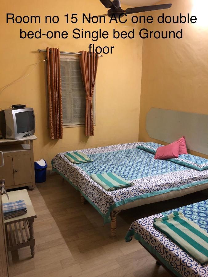 Rukmavati Guest House Mundra Екстериор снимка