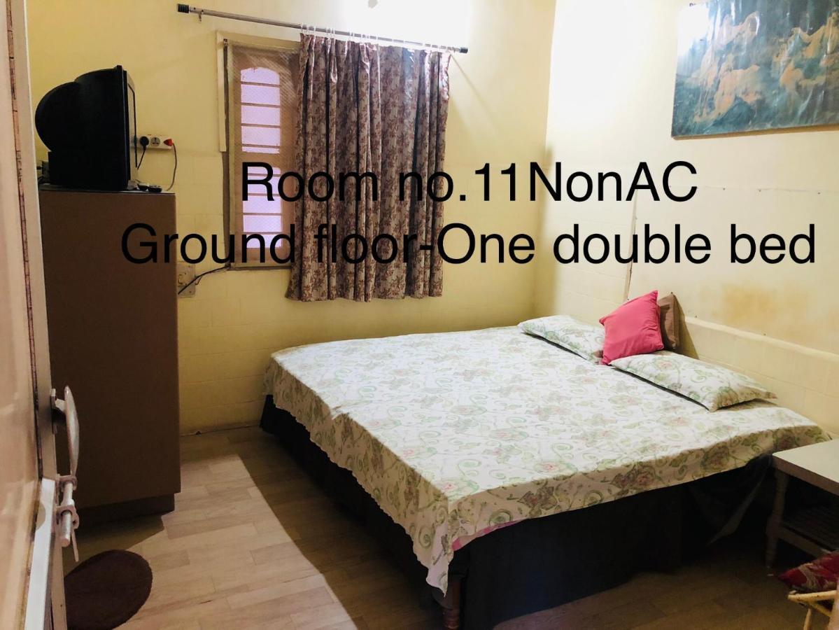 Rukmavati Guest House Mundra Екстериор снимка